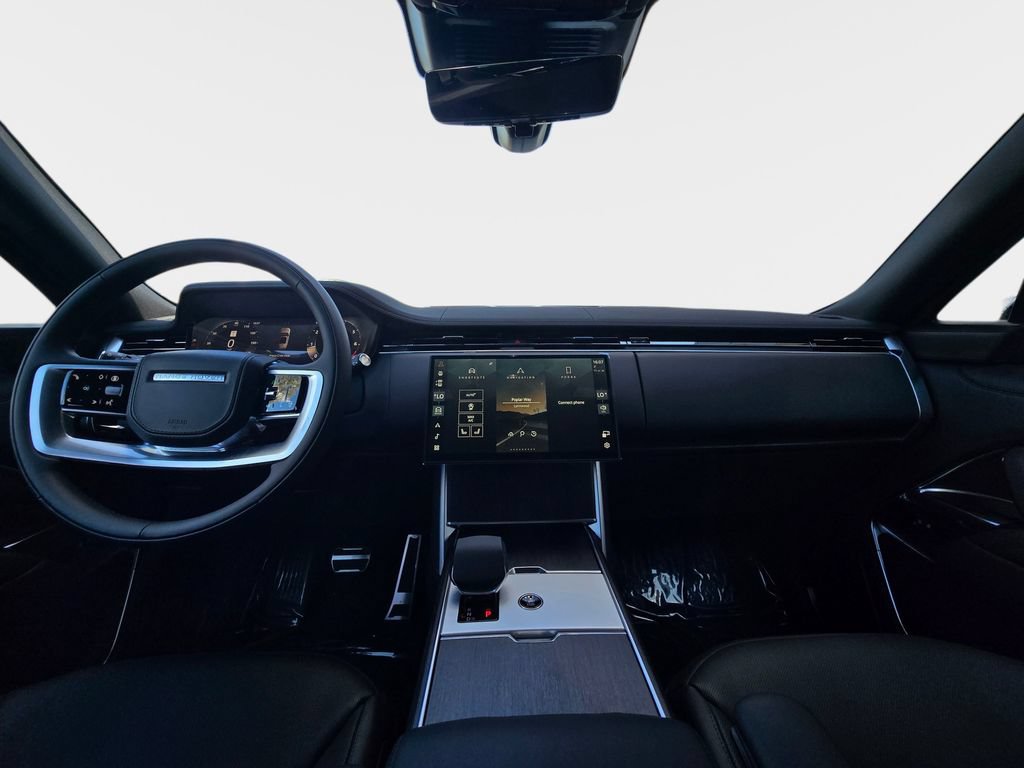 New 2026 Land Rover Range Rover Long Wheelbase SE AWD/4WD image 9