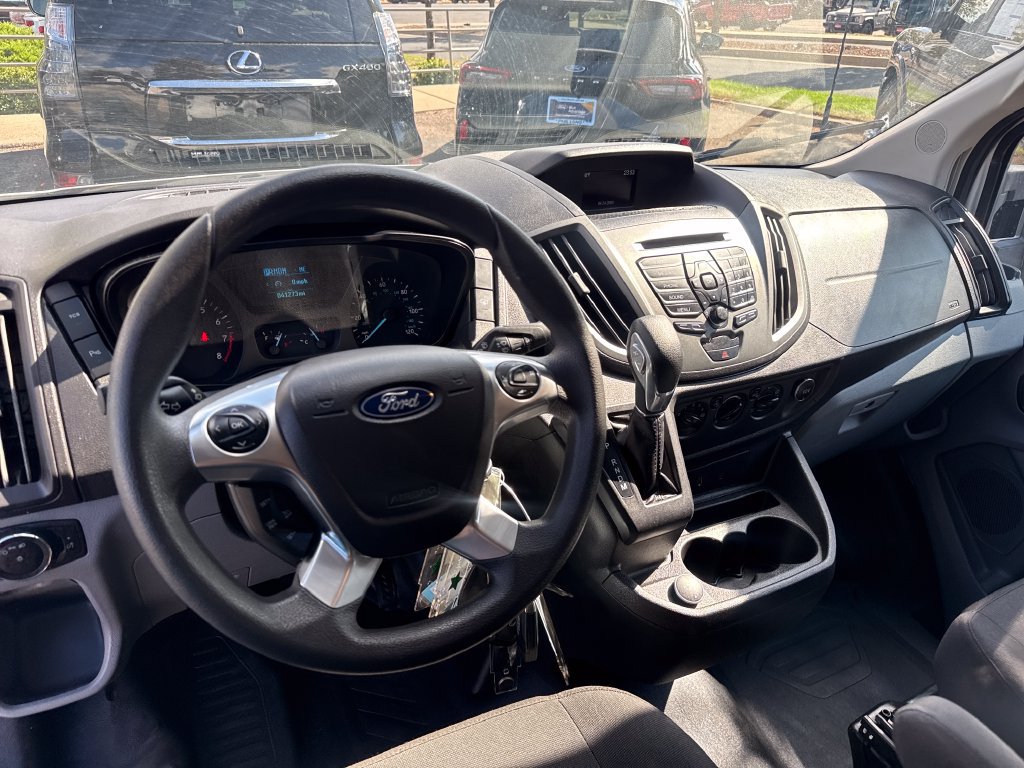 Used 2018 Ford Transit 150 XL RWD image 14