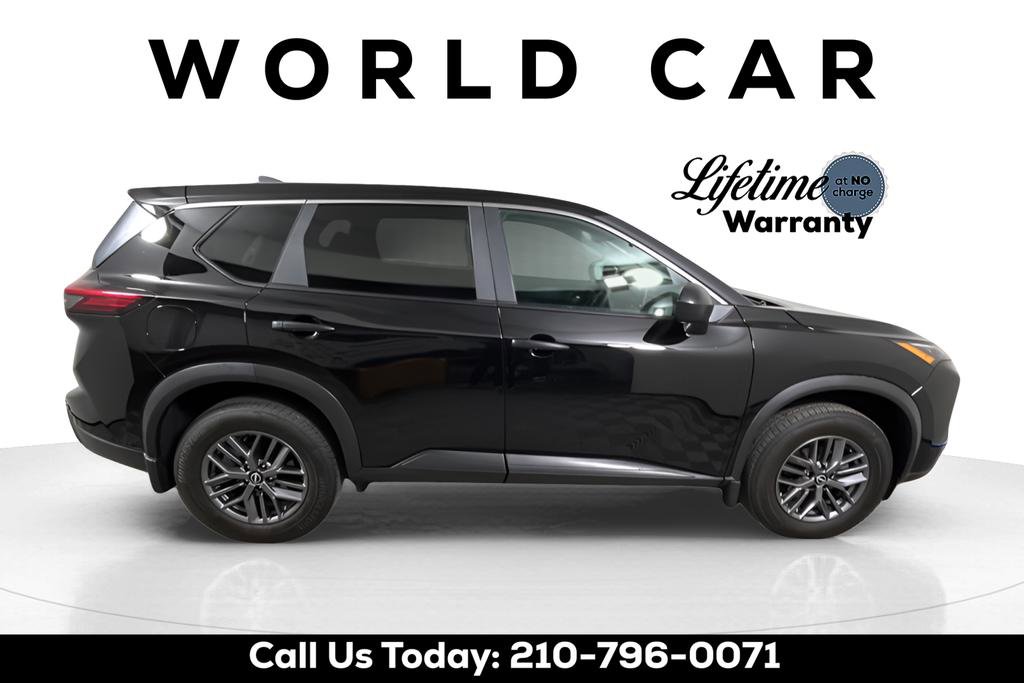 Used 2024 Nissan Rogue S image 16