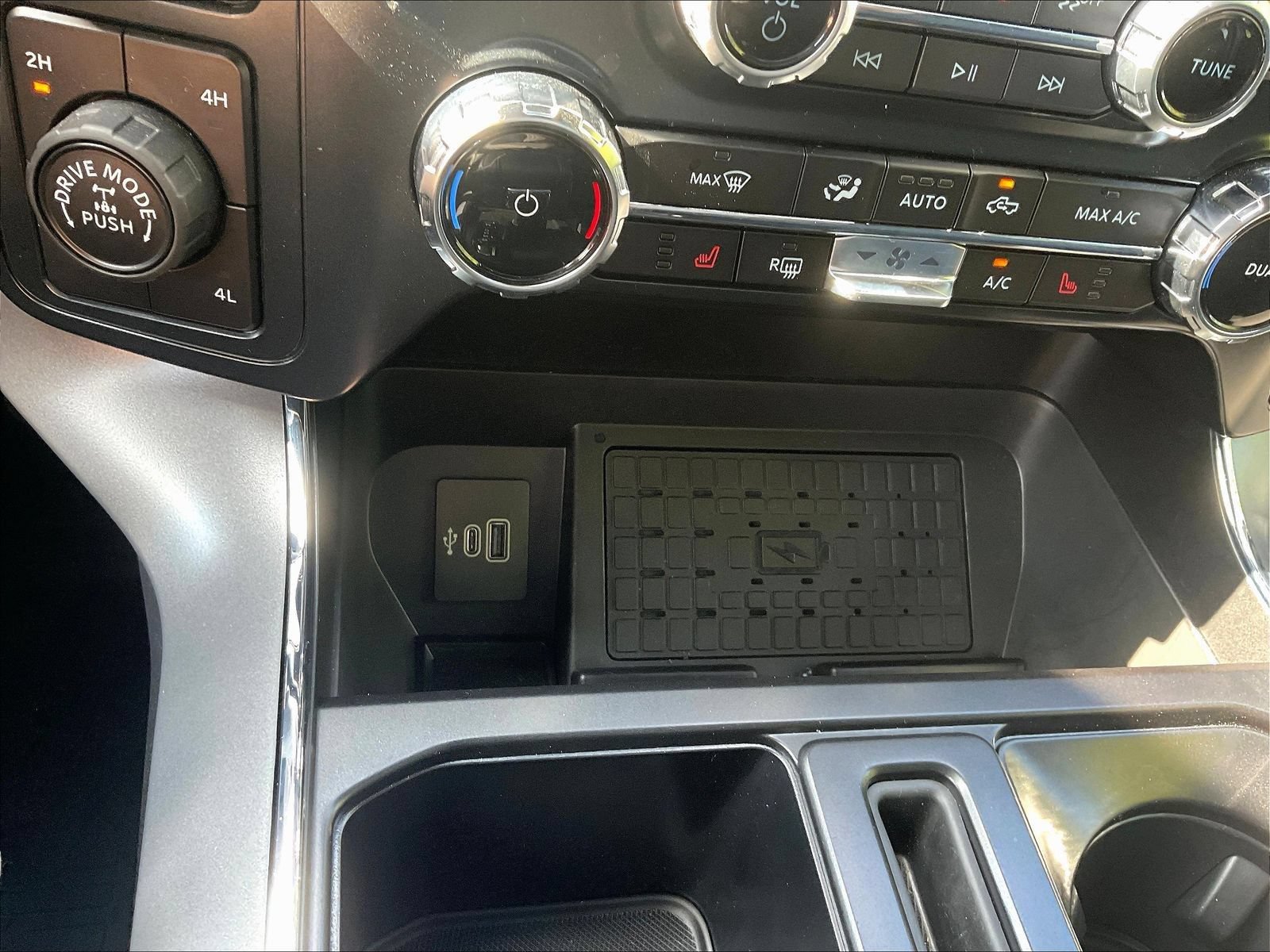 Used 2026 Ford F150 XLT w/ Equipment Group 302A MID AWD/4WD image 18