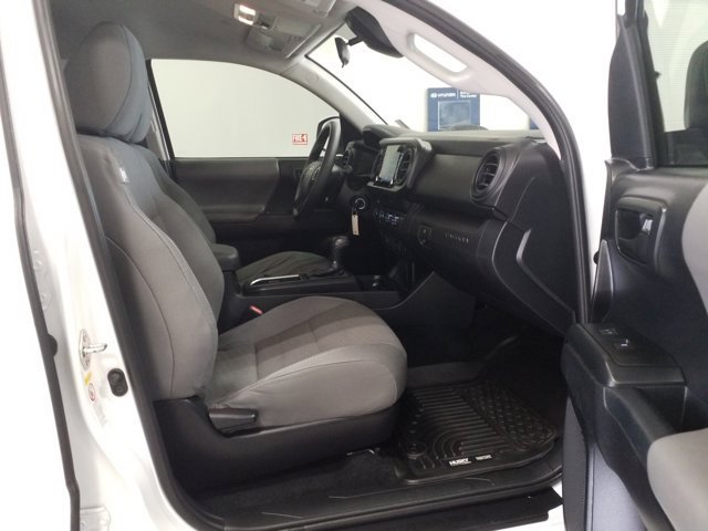 Used 2020 Toyota Tacoma SR image 15