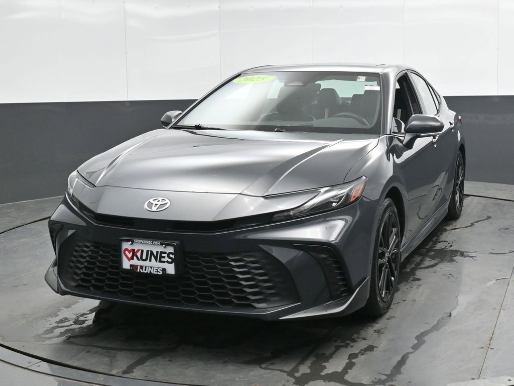 Used 2025 Toyota Camry SE w/ Multimedia Upgrade Package AWD/4WD image 6
