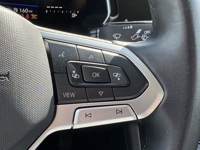 Used 2024 Volkswagen Jetta SE image 19