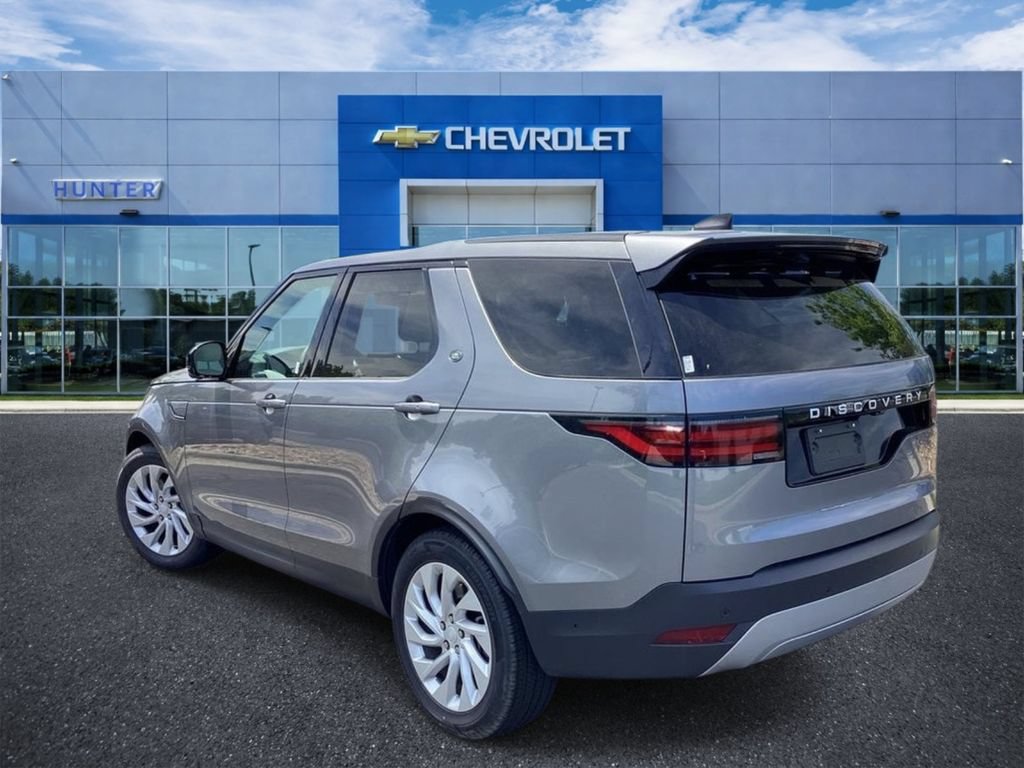 Used 2025 Land Rover Discovery S AWD/4WD image 2