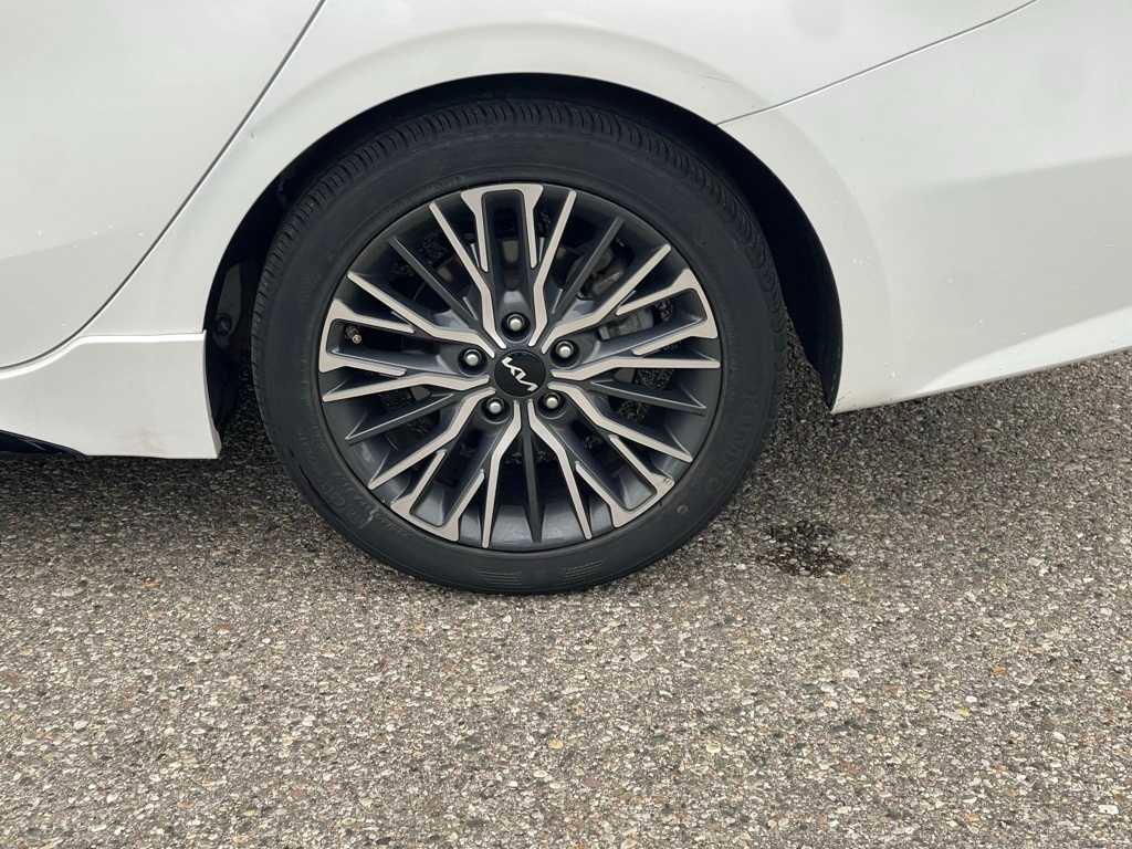 Used 2024 Kia Forte GT-Line w/ GT-Line Premium Package image 30