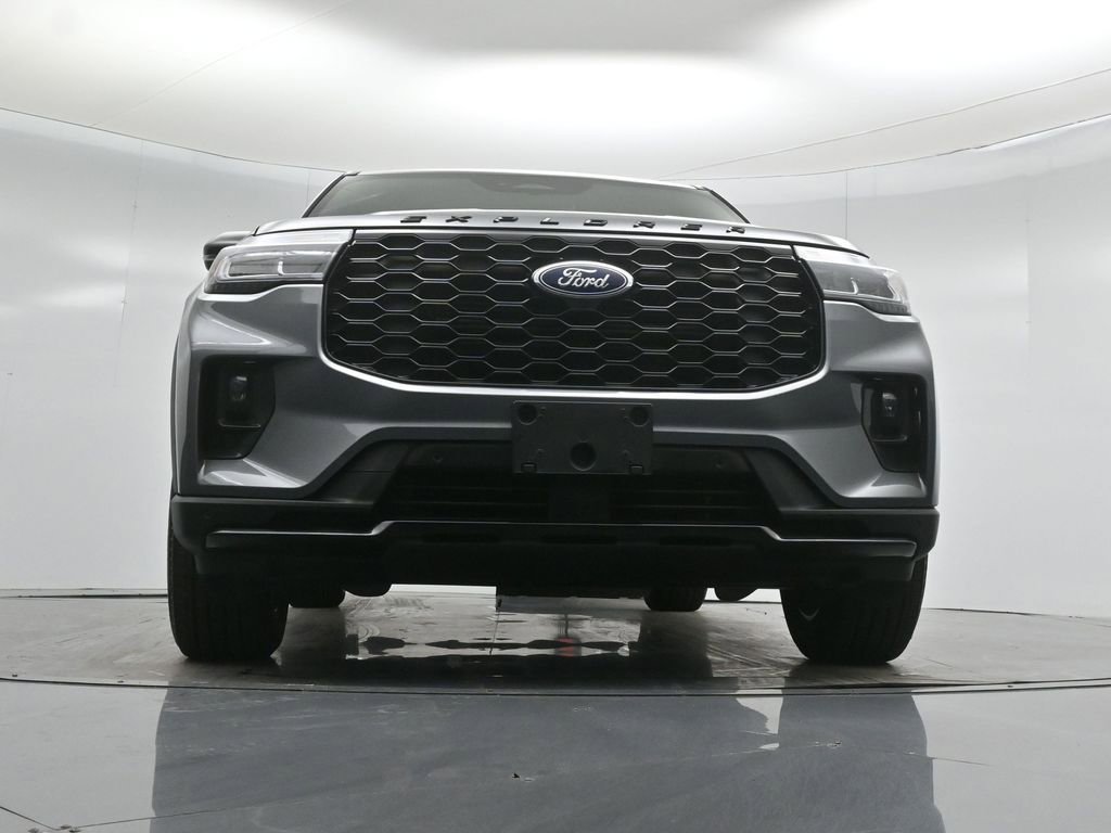 Used 2025 Ford Explorer ST-Line image 48