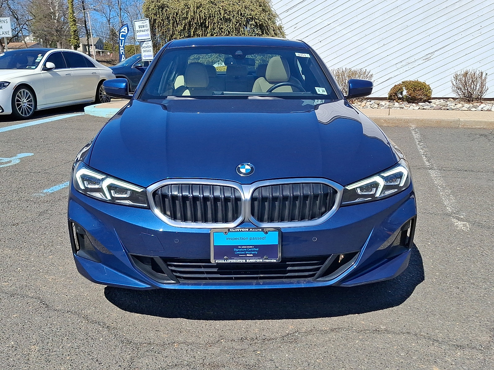 Used 2023 BMW 330i xDrive Sedan w/ Convenience Package image 2