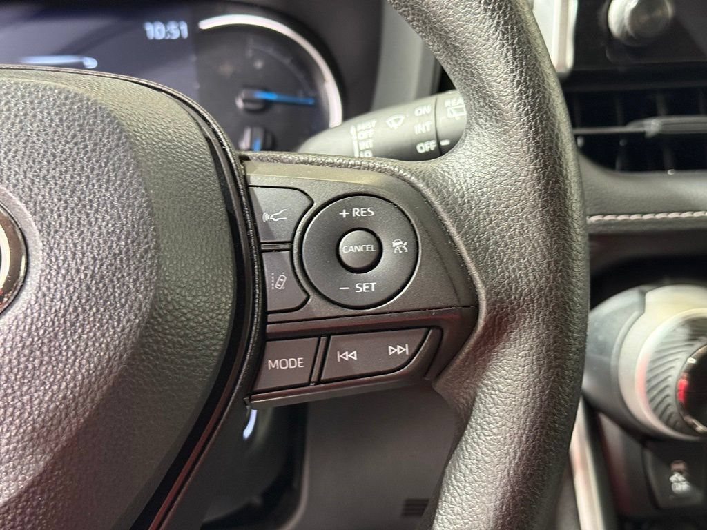 Certified 2024 Toyota RAV4 LE AWD/4WD image 24
