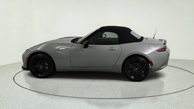 New 2026 MAZDA MX-5 Miata Club w/ Interior Package RWD image 4