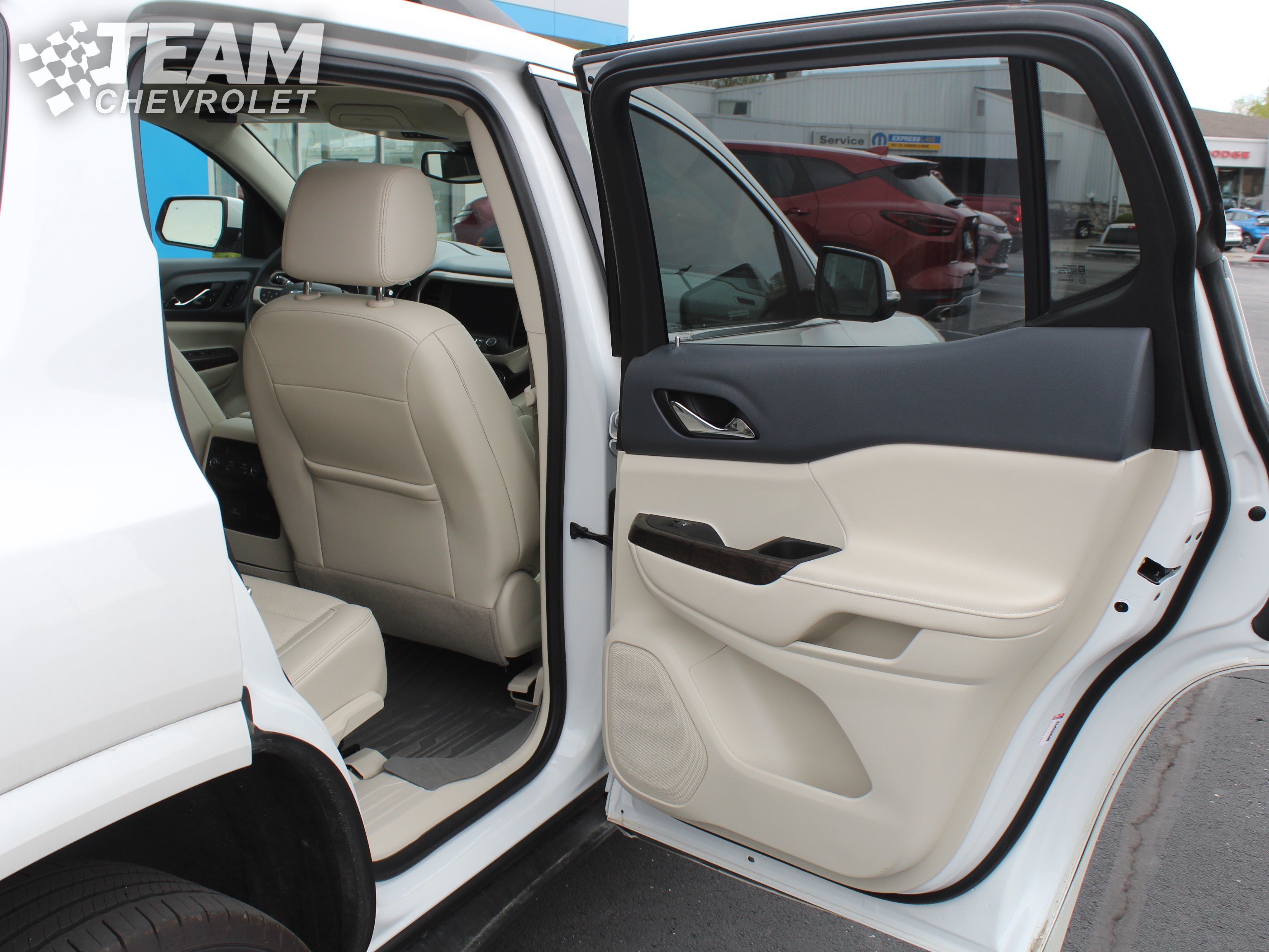 Used 2023 GMC Acadia Denali AWD/4WD image 26