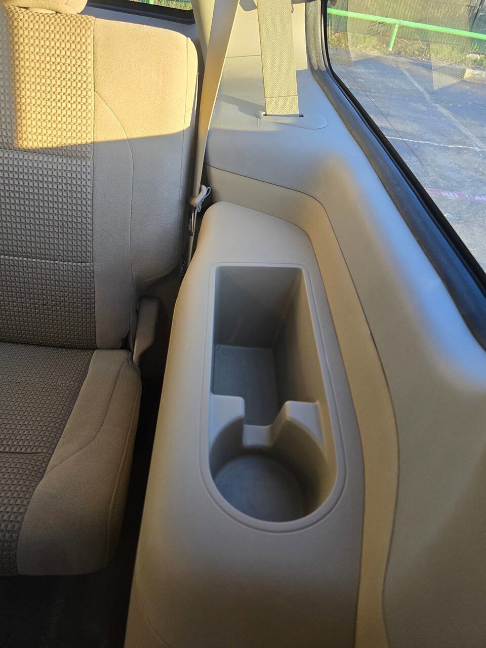 Used 2012 Nissan Armada SV image 40