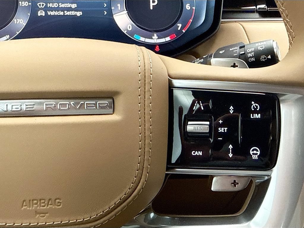 New 2026 Land Rover Range Rover Long Wheelbase SE AWD/4WD image 12
