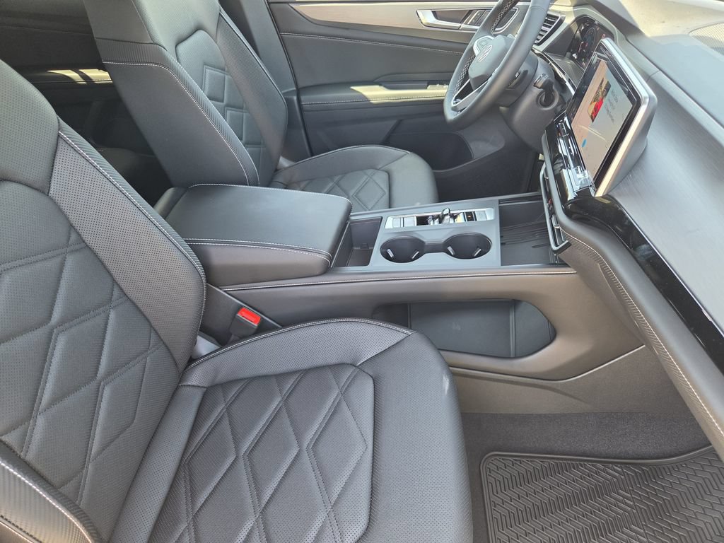 New 2026 Volkswagen Atlas Cross Sport SE FWD image 13