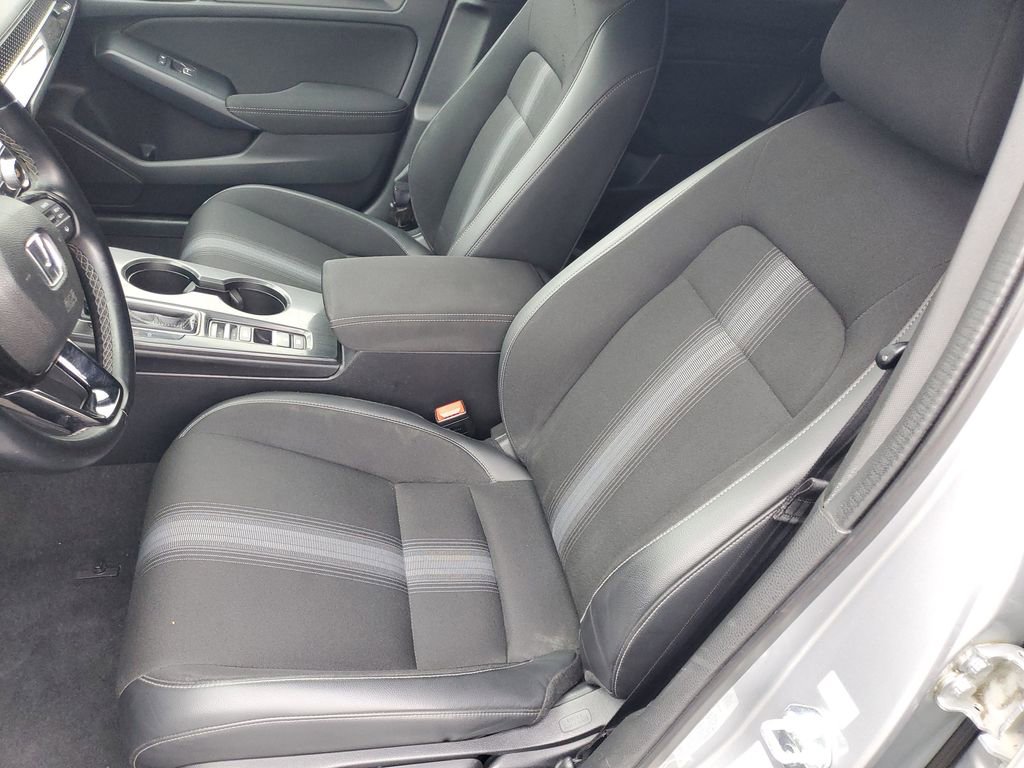 Used 2022 Honda Civic Sport image 9