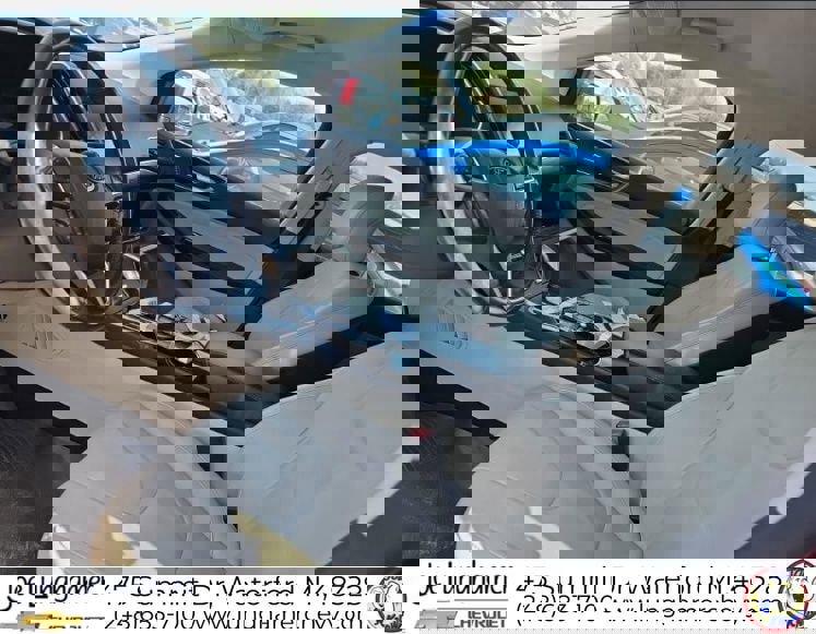 Used 2015 Ford Edge Titanium w/ Technology Package image 6