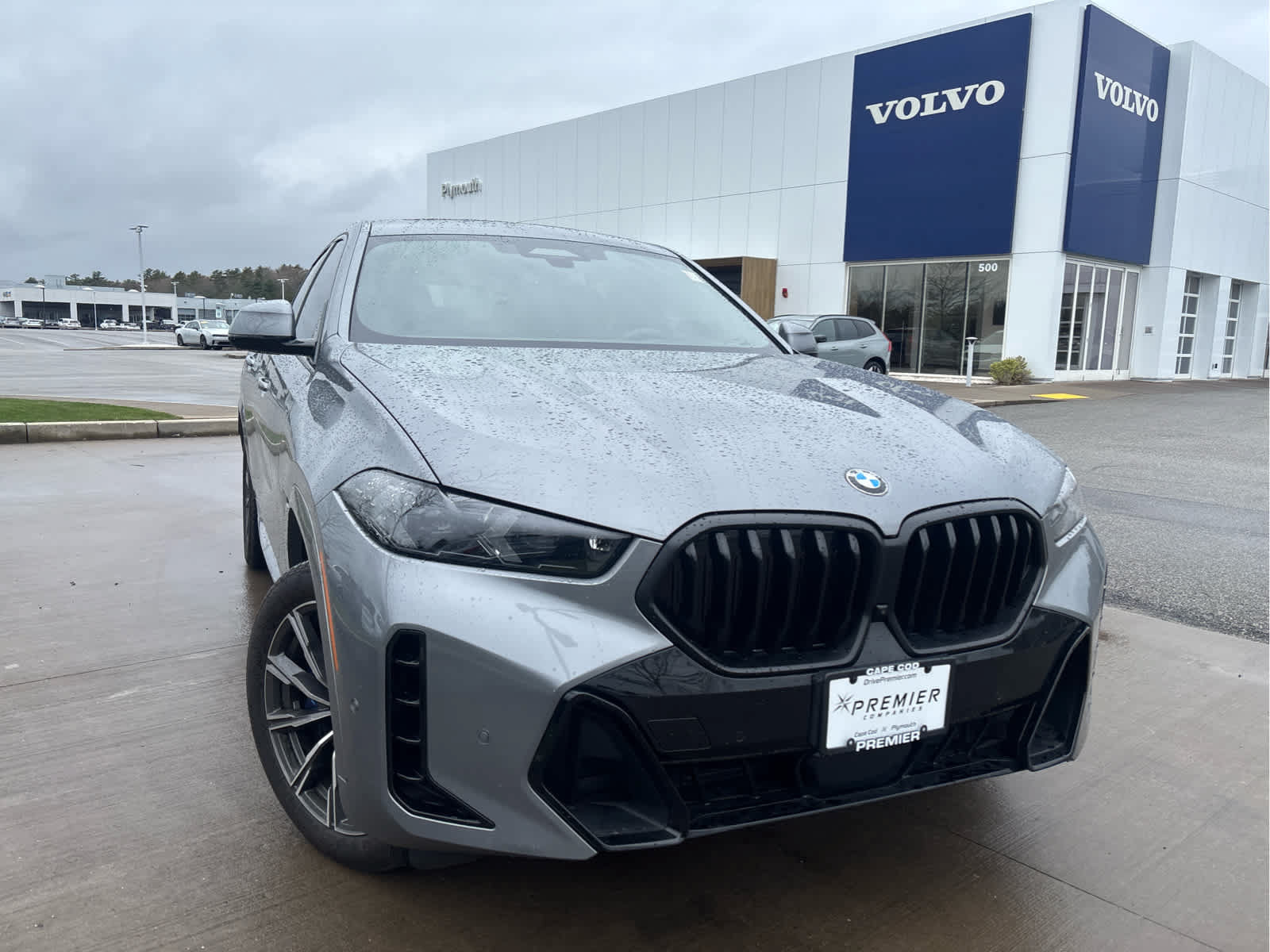 Used 2026 BMW X6 xDrive40i AWD/4WD image 2