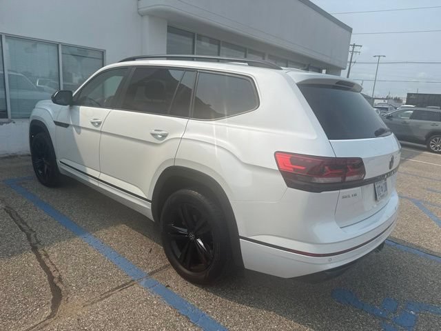 Used 2023 Volkswagen Atlas SEL R-Line AWD/4WD image 6