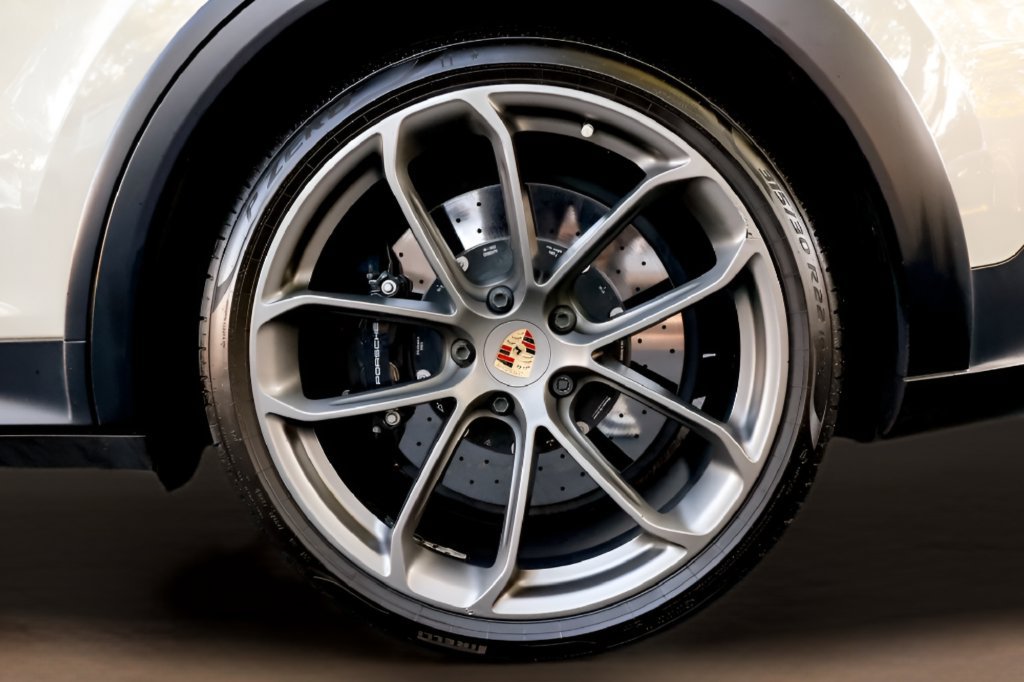 Used 2023 Porsche Cayenne Turbo GT AWD/4WD image 58