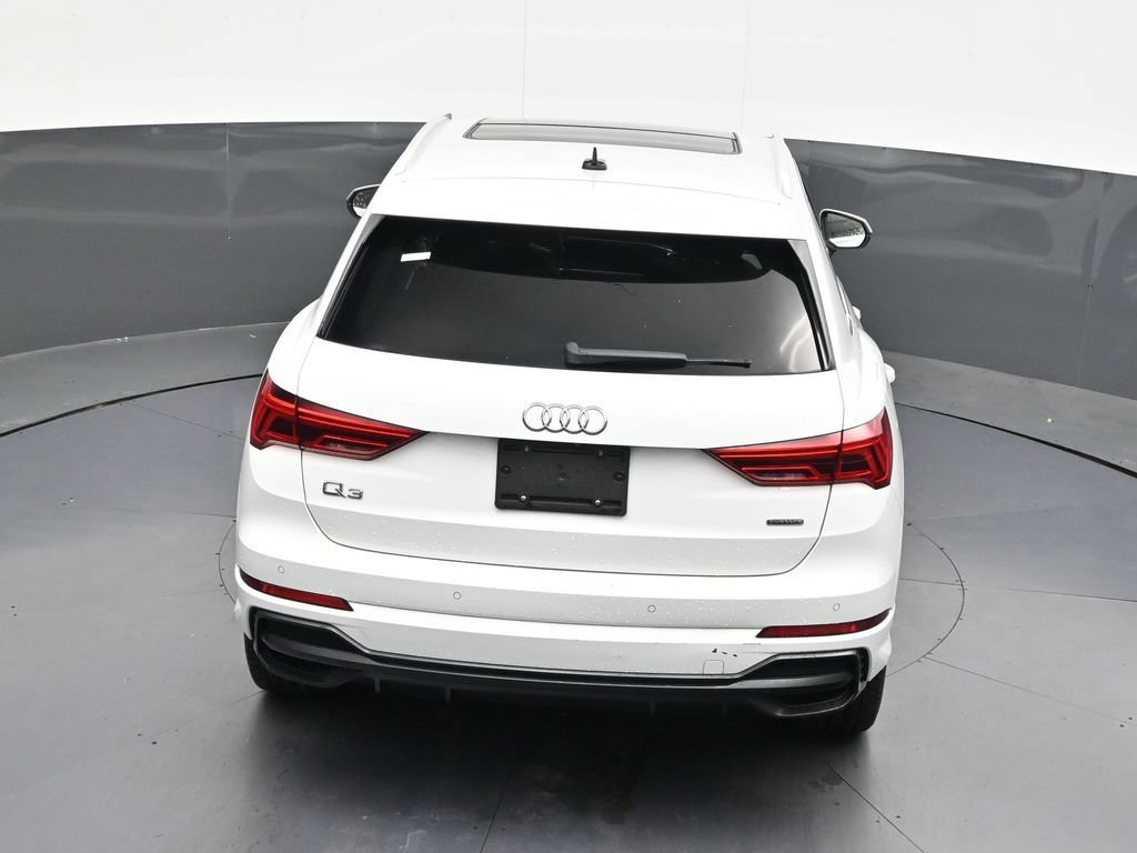 Used 2021 Audi Q3 2.0T Premium w/ Convenience Package AWD/4WD image 18
