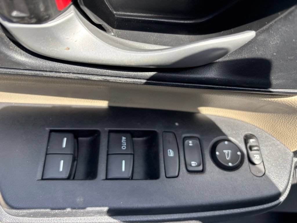 Used 2021 Honda CR-V LX image 16