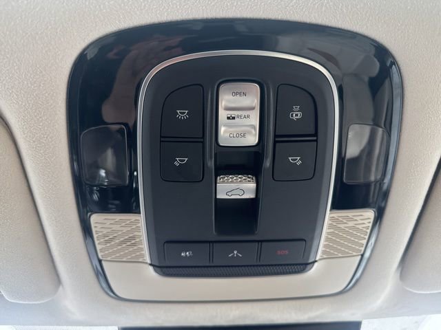 Used 2021 Hyundai Palisade Calligraphy image 37