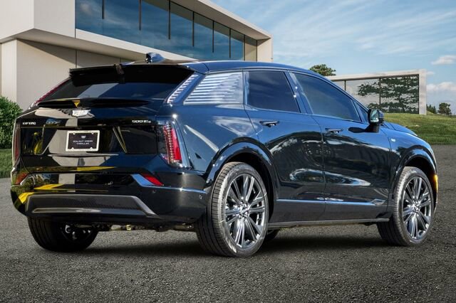 New 2026 Cadillac Optiq Sport 2 image 4