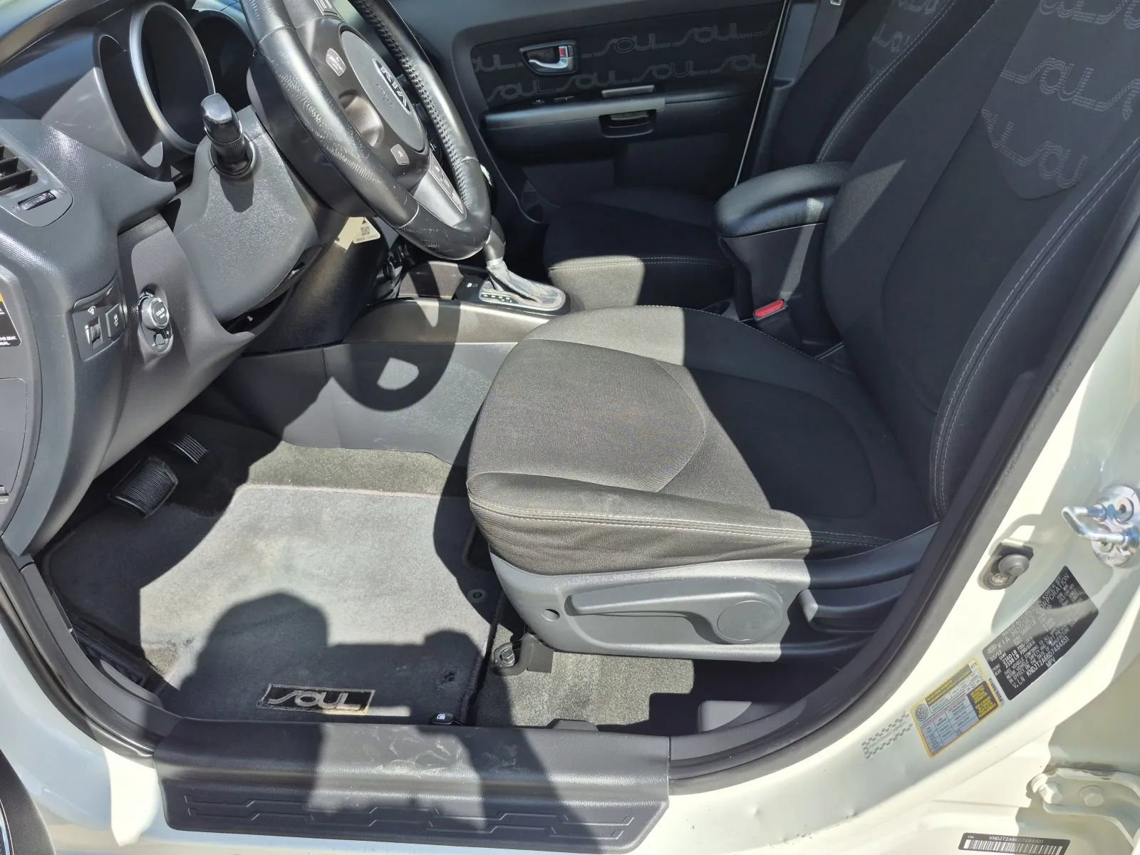 Used 2013 Kia Soul + w/ Audio Pkg FWD image 13