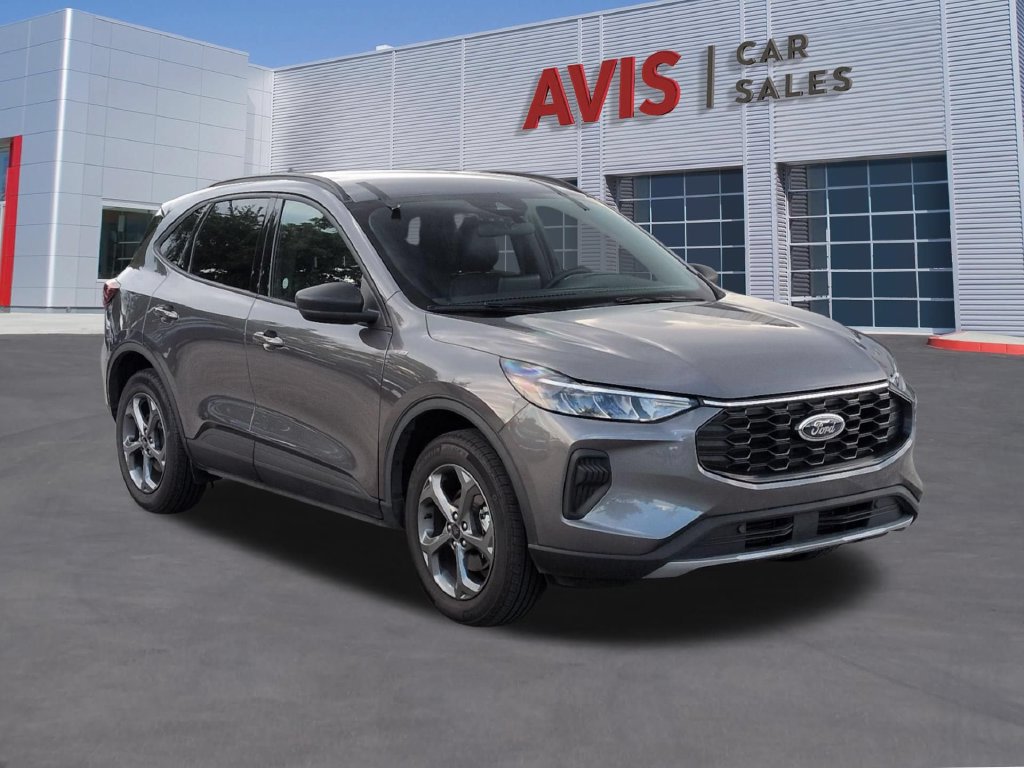 Used 2026 Ford Escape ST-Line AWD/4WD image 3