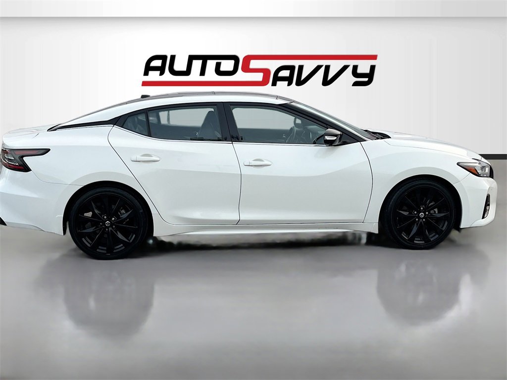 Used 2022 Nissan Maxima SR w/ Sport Mat Group image 8