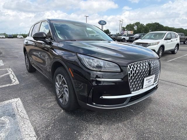 Used 2023 Lincoln Corsair AWD w/ Equipment Group 101A image 3
