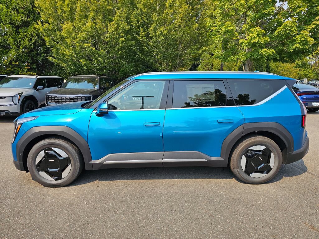 New 2026 Kia EV9 Wind AWD/4WD image 8
