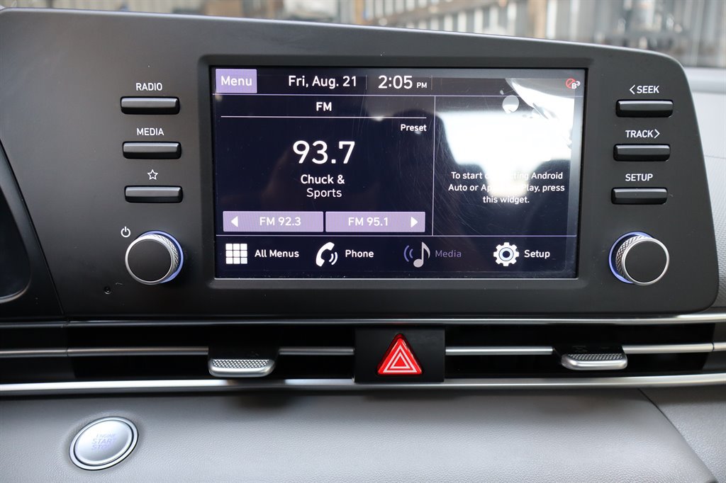 Used 2023 Hyundai Elantra SEL FWD image 27