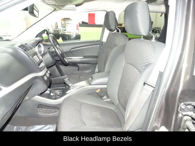 Used 2018 Dodge Journey SE w/ Popular Equipment Group image 12