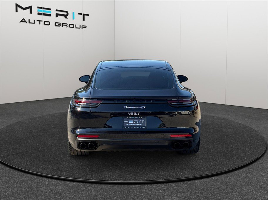 Used 2018 Porsche Panamera 4S image 8