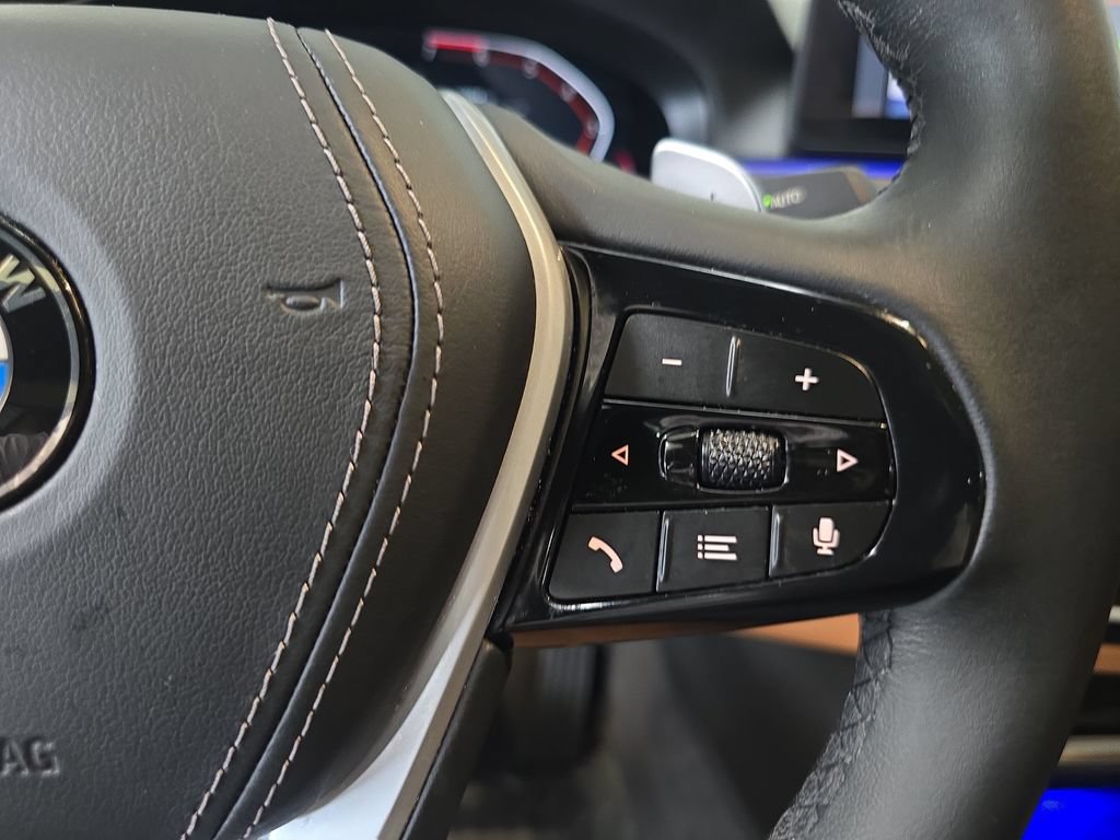 Used 2023 BMW 530i w/ Convenience Package RWD image 21