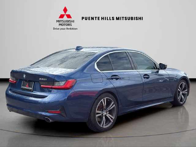 Used 2021 BMW 330i Sedan w/ Driving Assistance Package RWD image 5