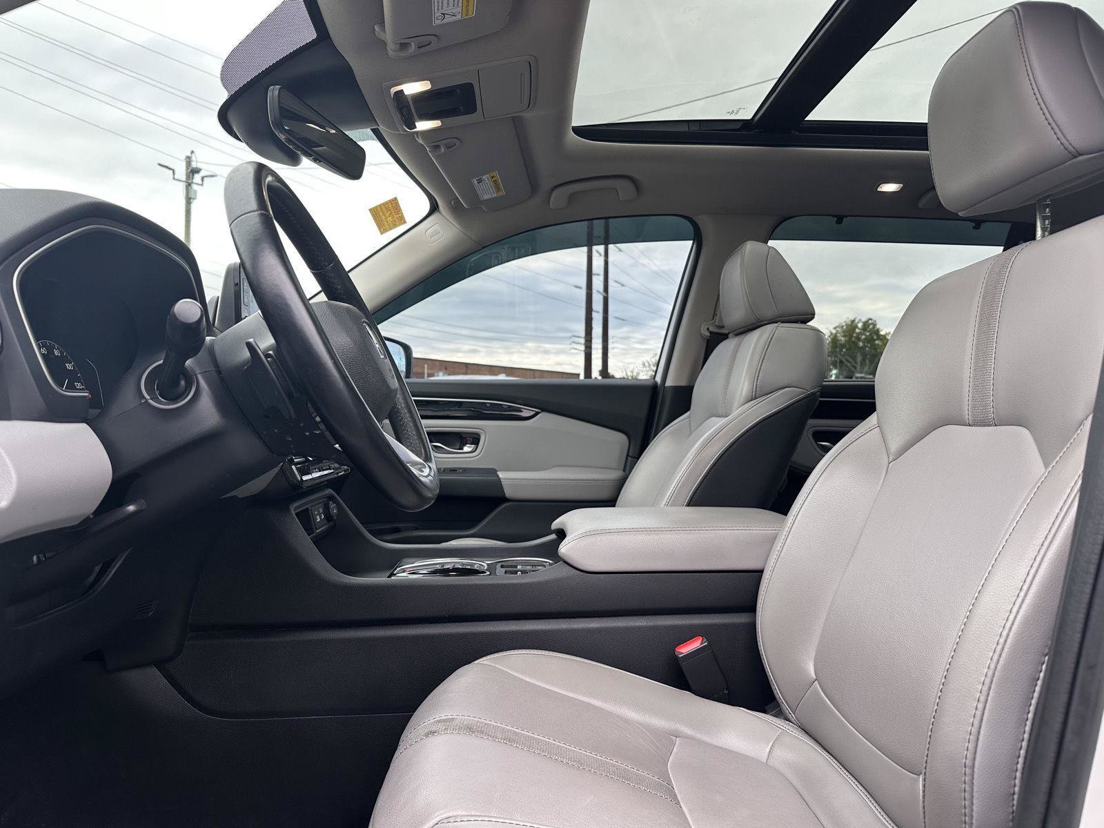 Used 2024 Honda Pilot Touring image 11