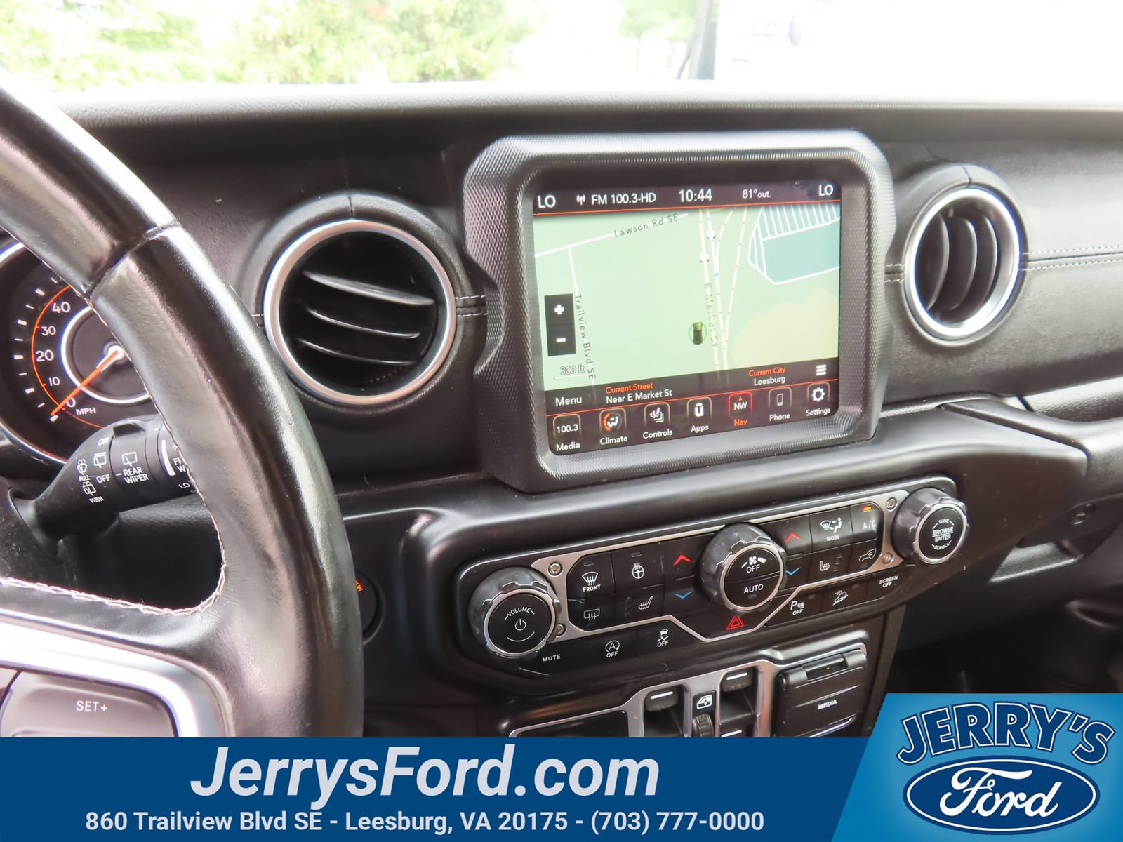 Used 2020 Jeep Wrangler Unlimited Sahara AWD/4WD image 22