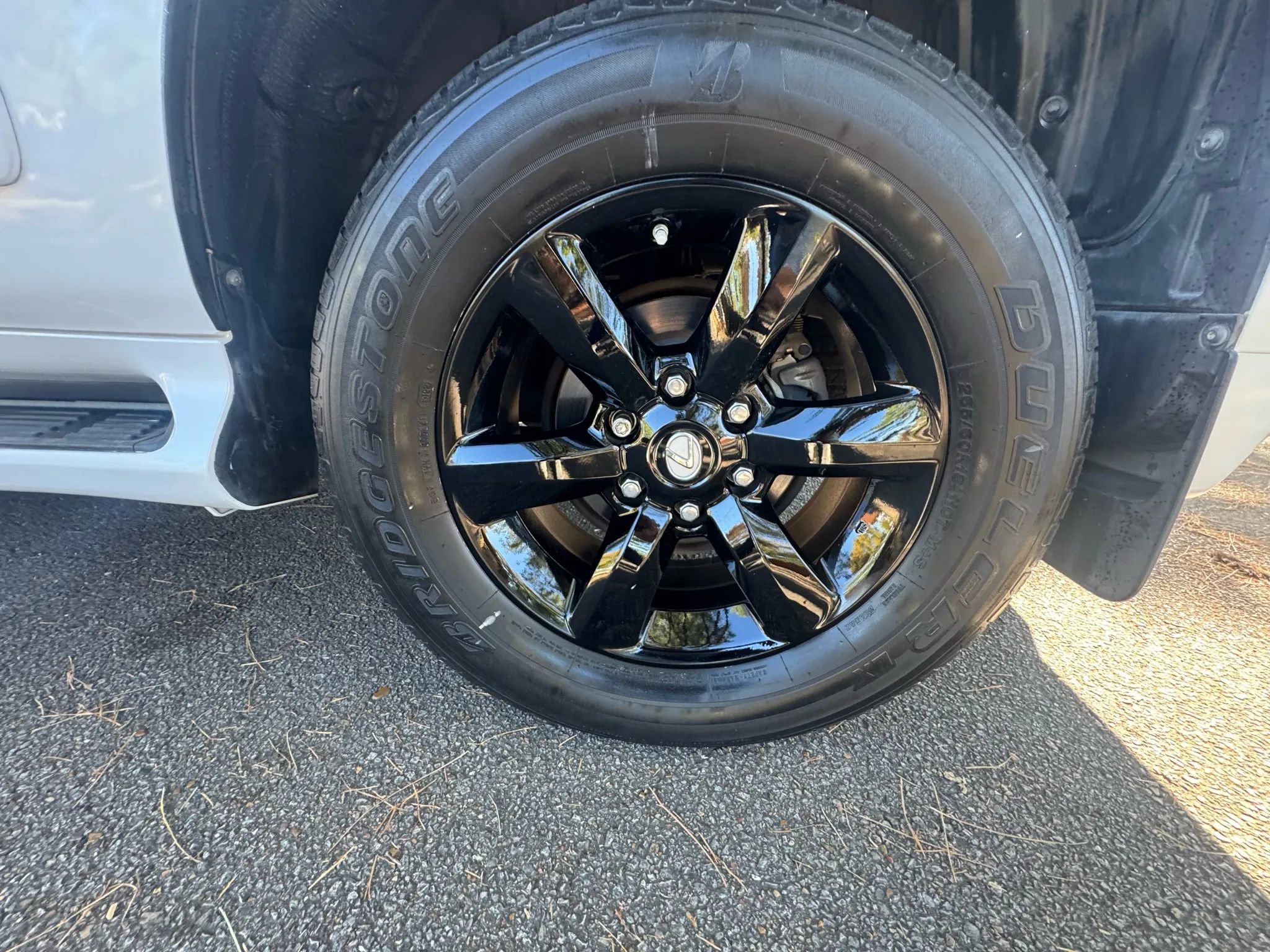 Used 2013 Lexus GX 460 image 35