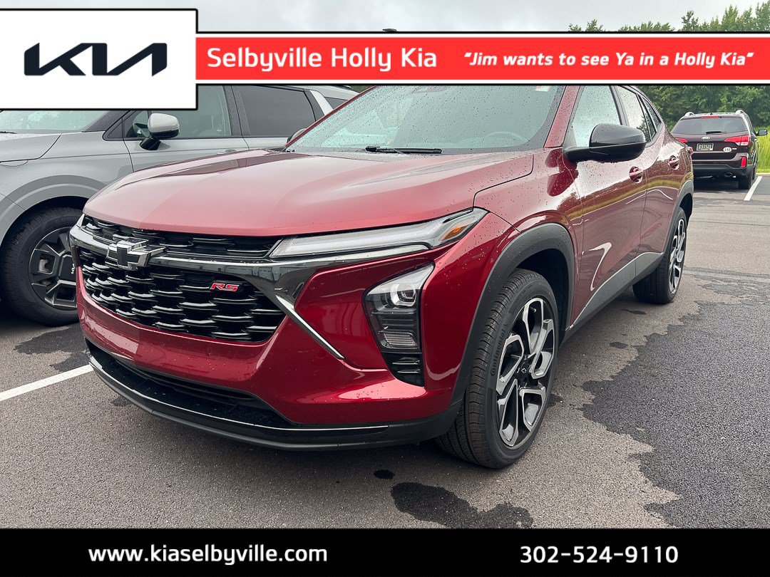 Used 2025 Chevrolet Trax RS w/ Sunroof Package FWD video 1