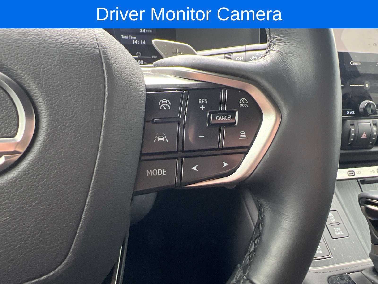Used 2025 Lexus GX 550 w/ Accessory Package (2T) AWD/4WD image 22