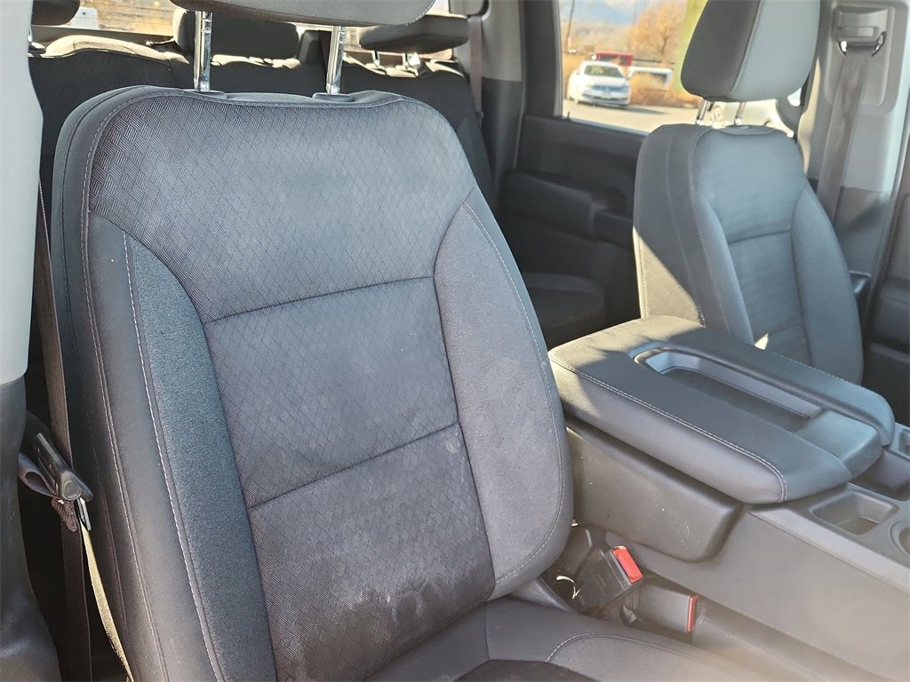 Used 2023 Chevrolet Silverado 2500 LT w/ Convenience Package image 18