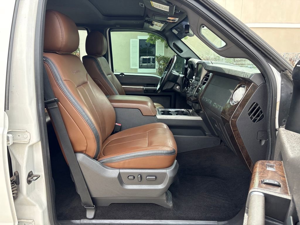 Used 2015 Ford F350 Platinum AWD/4WD image 6