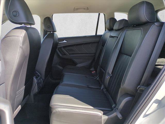 Used 2022 Volkswagen Tiguan SE FWD image 18