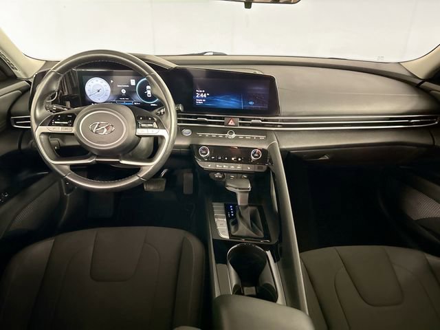 Used 2023 Hyundai Elantra SEL w/ Convenience Package FWD image 38