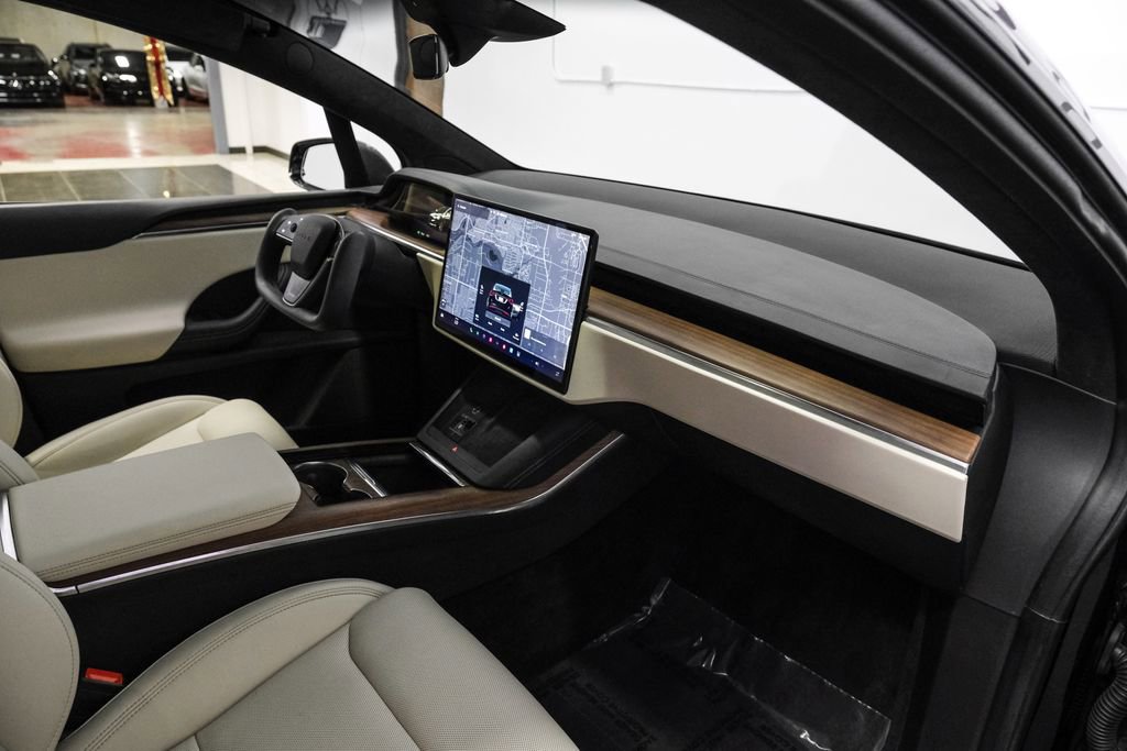 Used 2023 Tesla Model X image 20