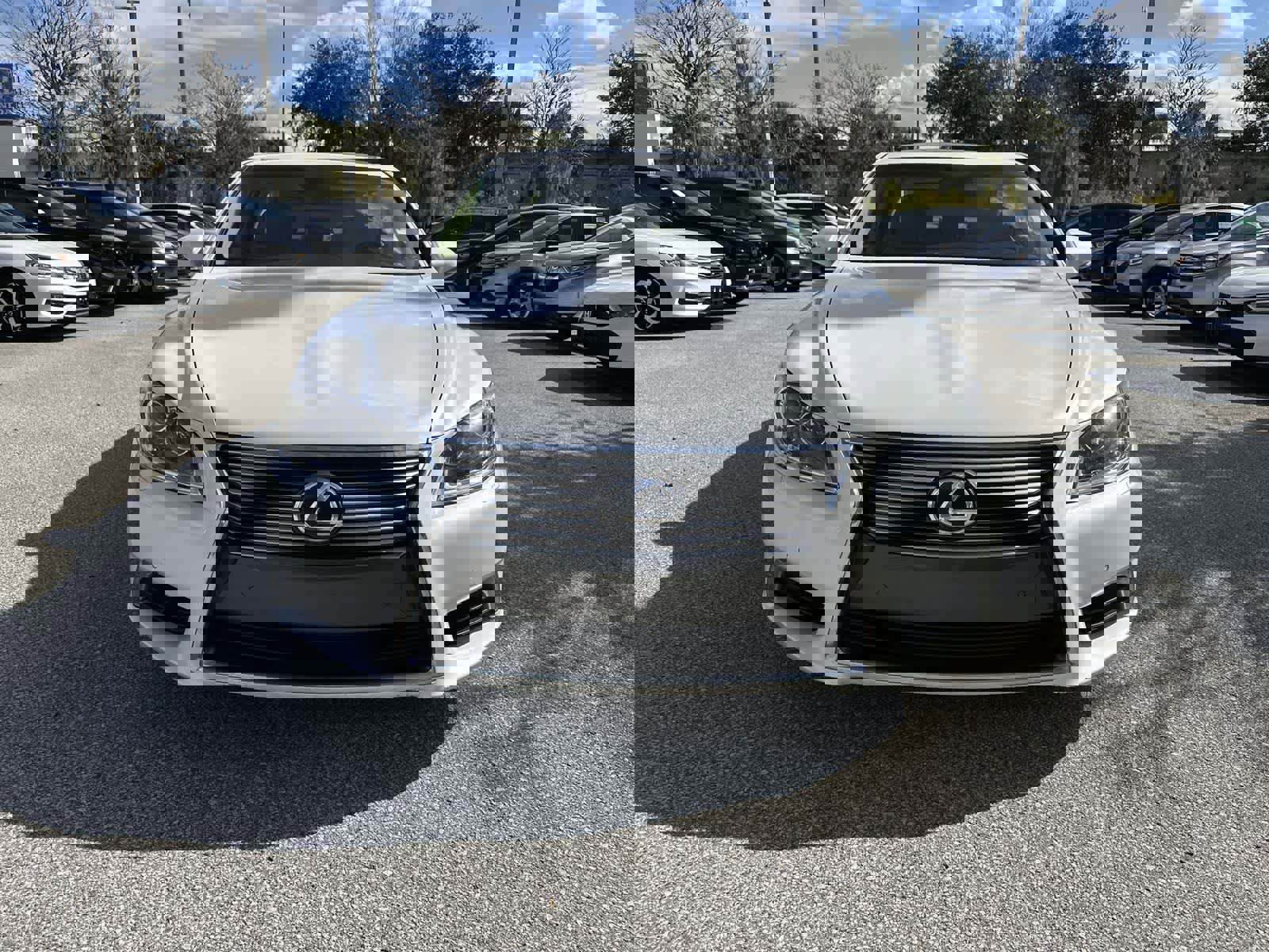 Used 2016 Lexus LS 460 w/ Comfort Package image 9