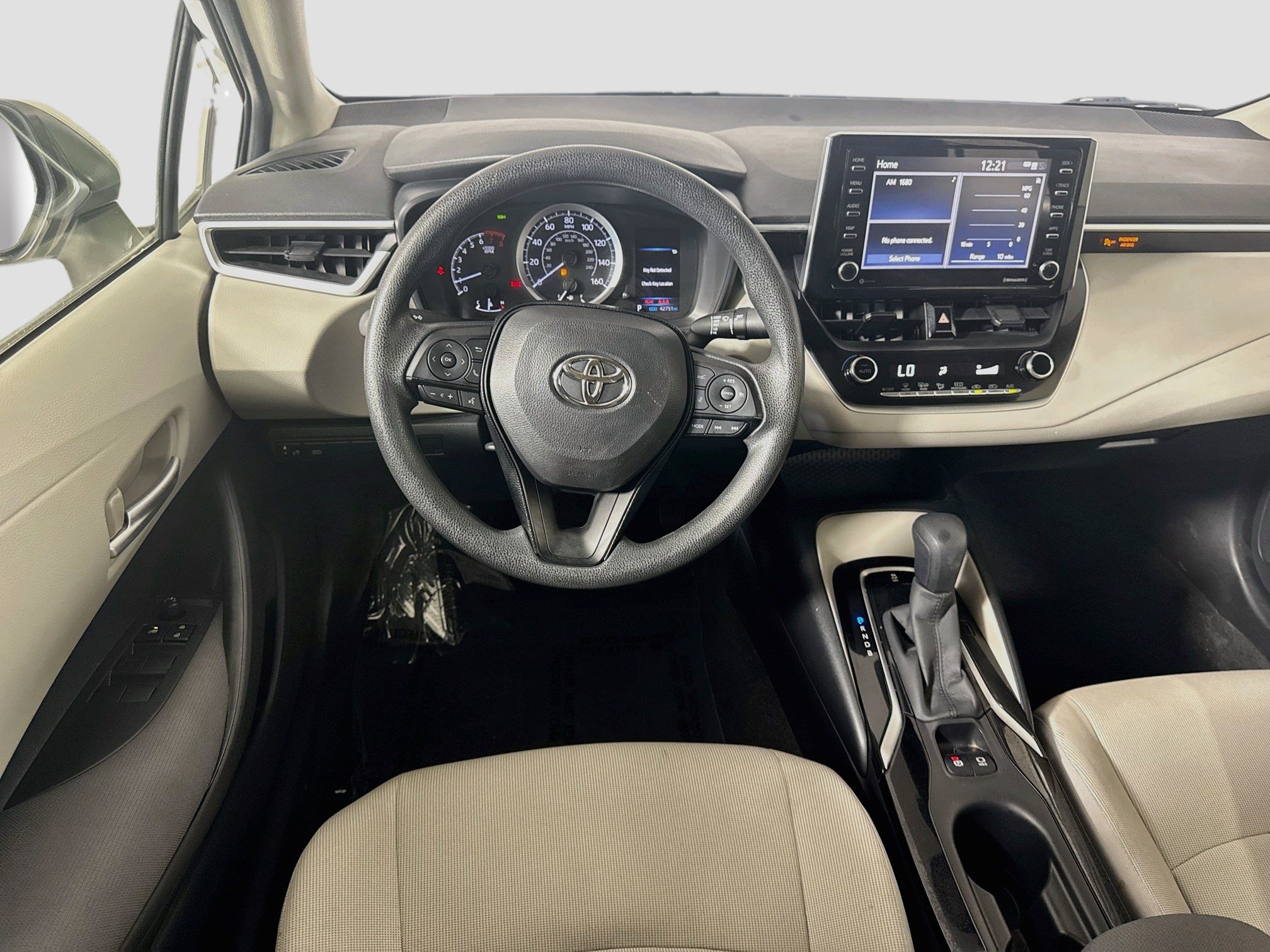 Used 2021 Toyota Corolla LE w/ LE Convenience Package FWD image 17