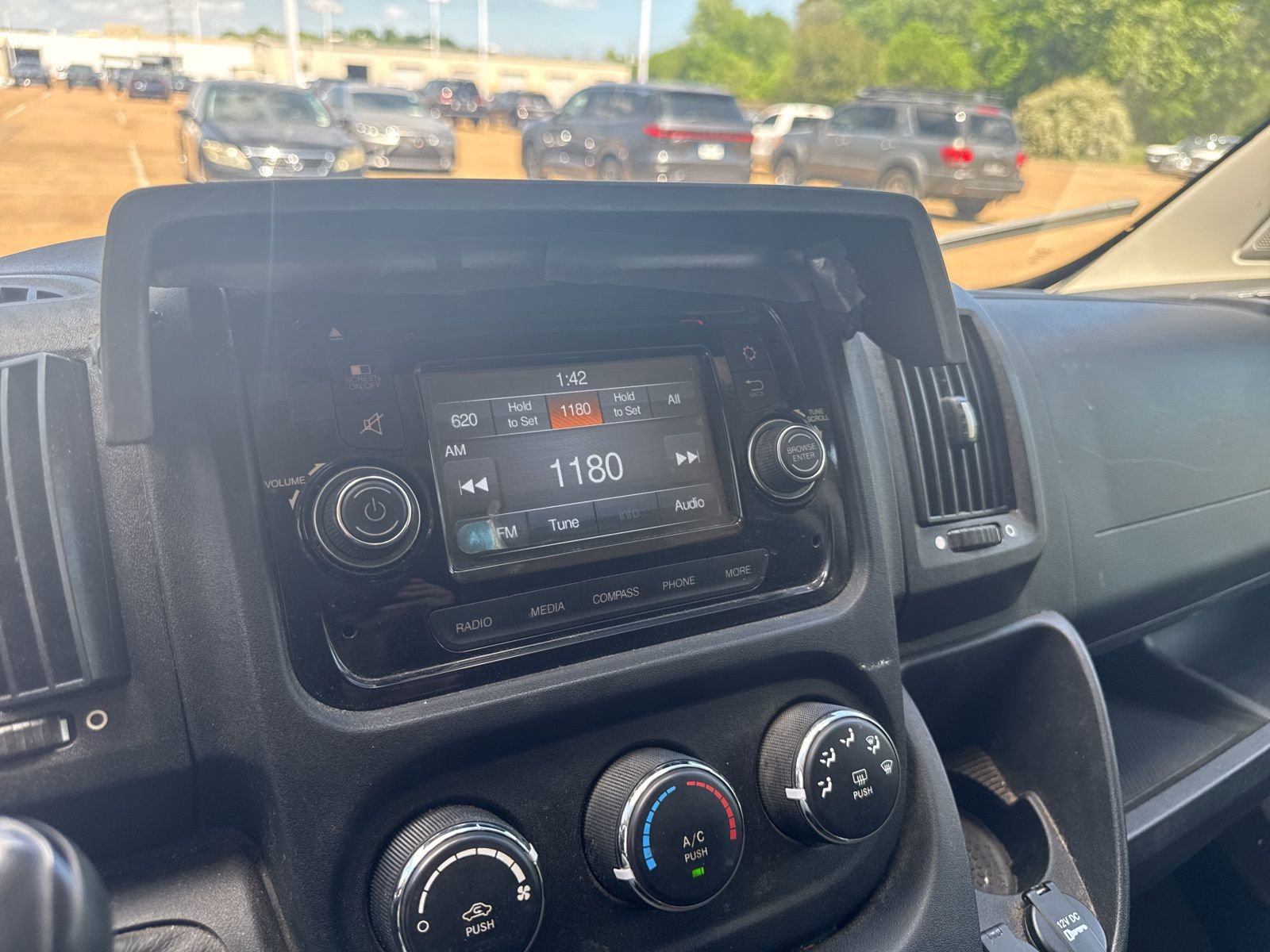 Used 2017 RAM ProMaster 3500 w/ Interior Convenience Group image 10