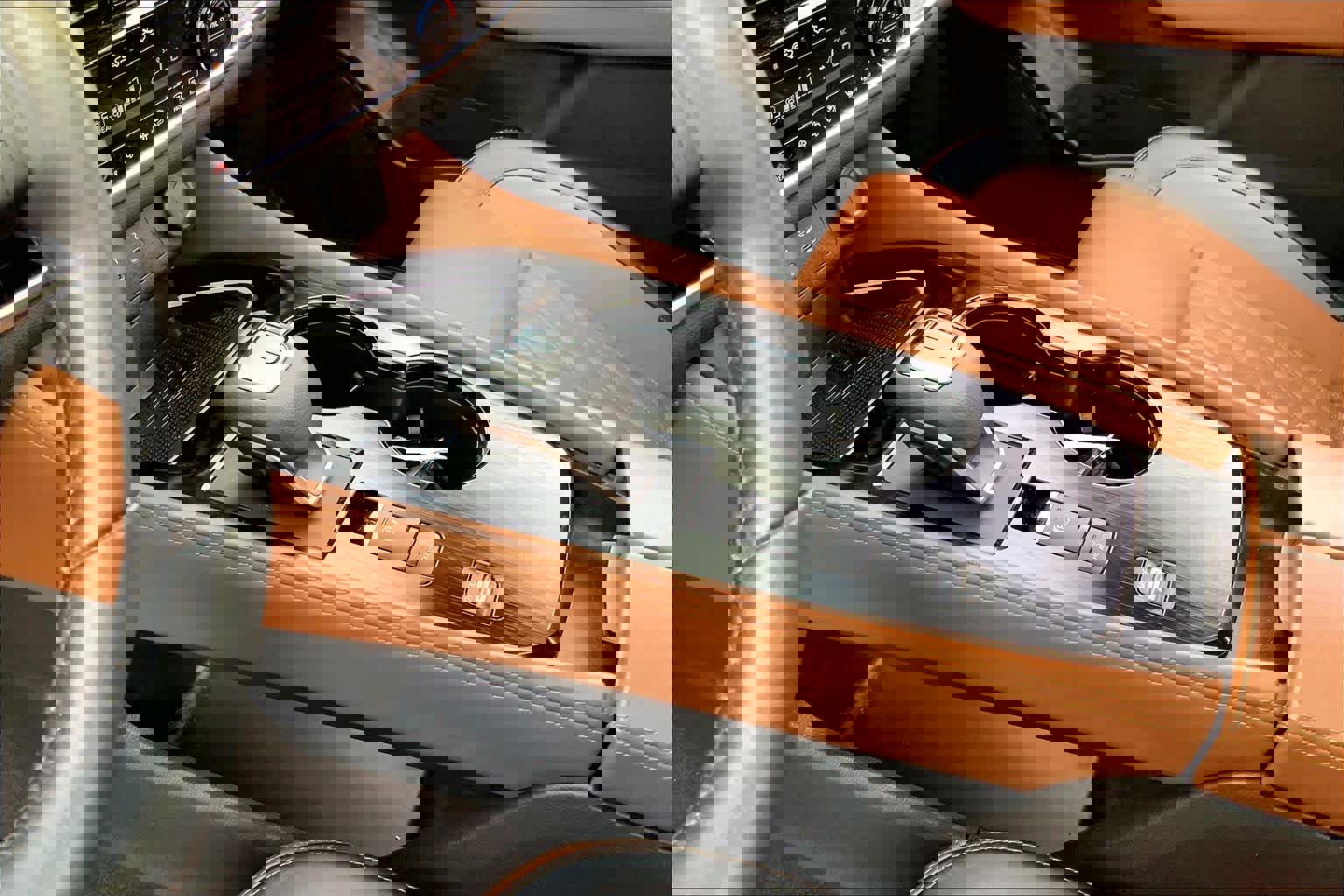 Used 2024 Nissan Rogue Platinum w/ Platinum Premium Package image 16